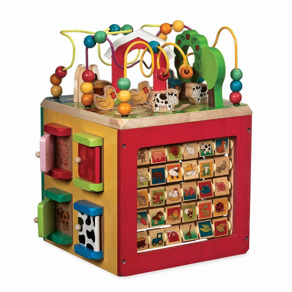 5. 帮助孩子认识各种类型动物的益智玩具 Wooden Activity Cute - Discover Farm Animals Activity Center For Kids