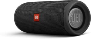带有USB-C接口的一款蓝牙音箱 JBL FLIP 5