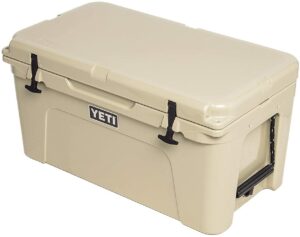 非常结实的一款冷藏保温箱 YETI Tundra 65 Cooler