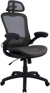 最佳价格的网状办公椅：AmazonBasics Adjustable High-Back Mesh Chair
