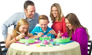 复活节彩蛋装饰器 The Original EggMazing Easter Egg Decorator Kit