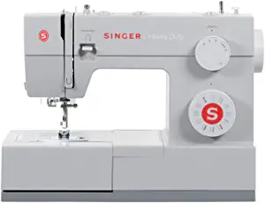 最适合初学者的全能缝纫机 : SINGER 4423 缝纫机，附带附件套件，97 种针迹应用，简单、易于使用且非常适合初学者