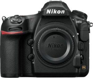 对于专业人士来说仍然是一款出色的数码单反相机：尼康D850