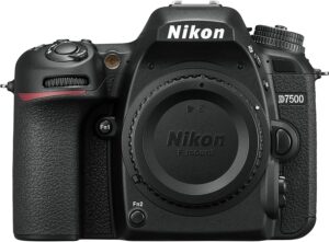 尼康的发烧友 DSLR 单反相机：Nikon D7500