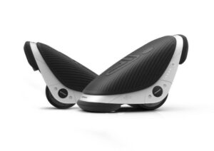 最紧凑便携式的设计：Segway Drift W1 E-Skates Self-balancing