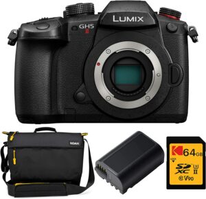 适合电影制作的最佳中高端摄像机：Panasonic LUMIX GH5 II 
